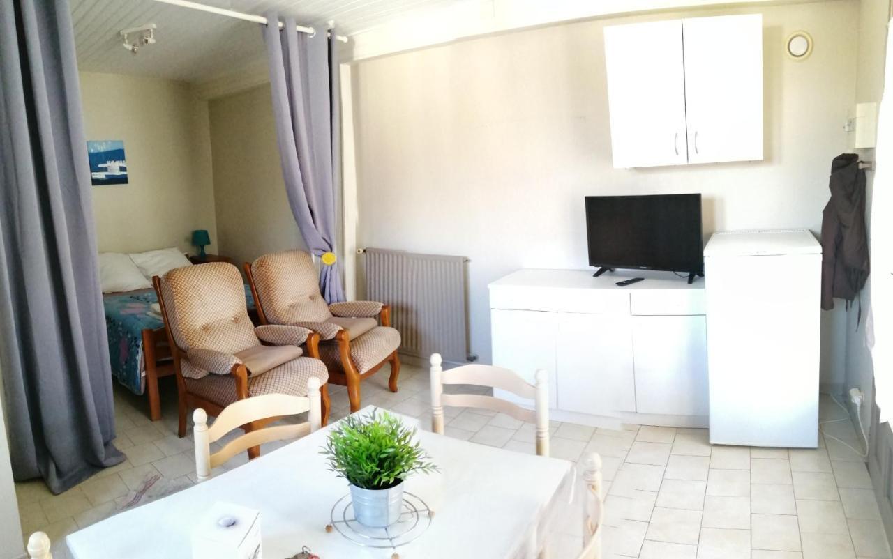 Résidence Les Plus Près Jonzac Exterior foto
