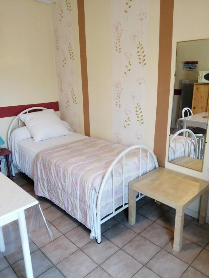Résidence Les Plus Près Jonzac Exterior foto