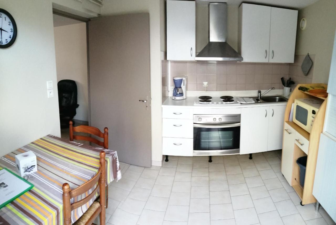 Résidence Les Plus Près Jonzac Exterior foto