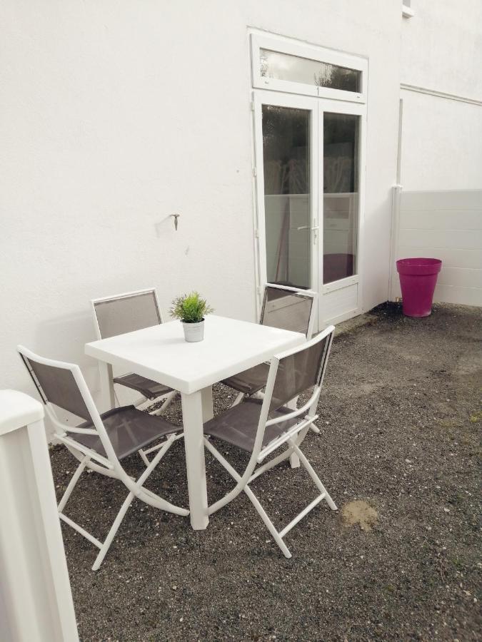 Résidence Les Plus Près Jonzac Exterior foto