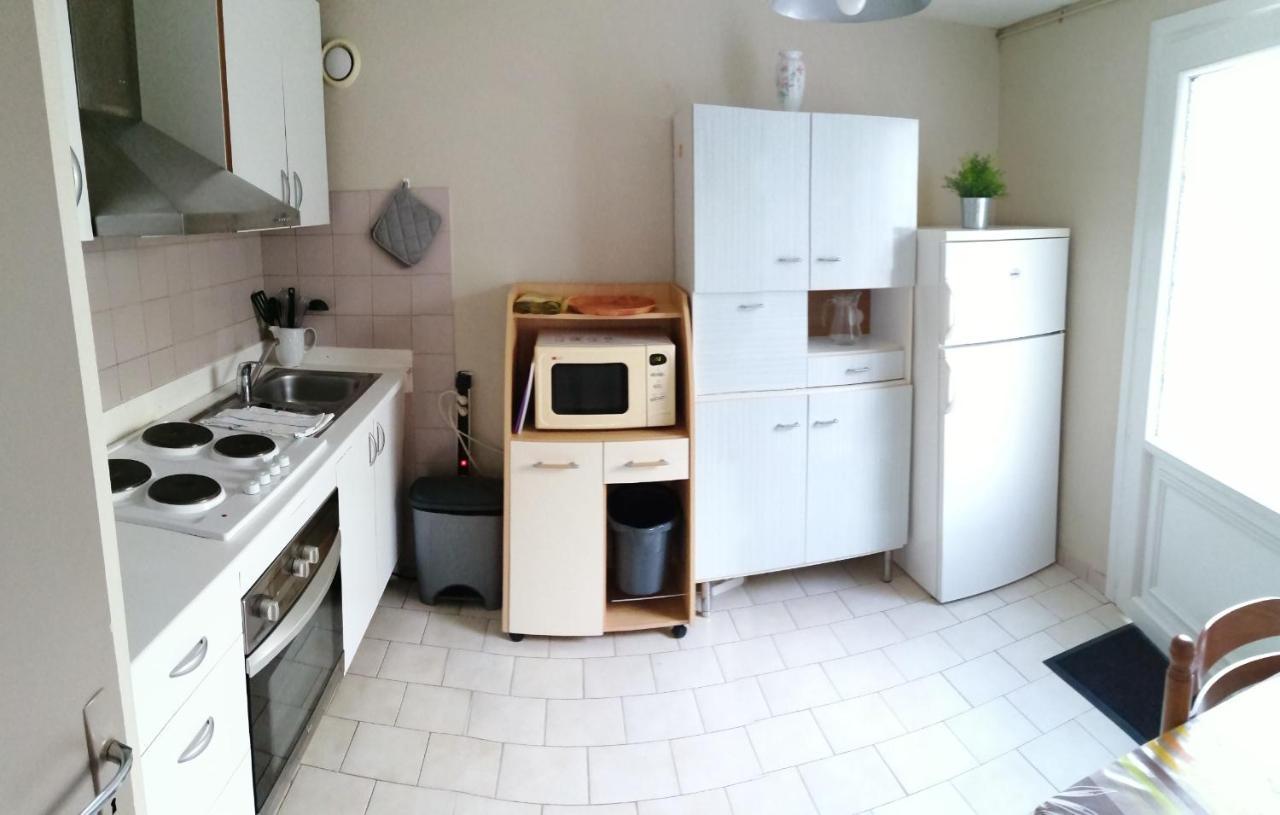 Résidence Les Plus Près Jonzac Exterior foto