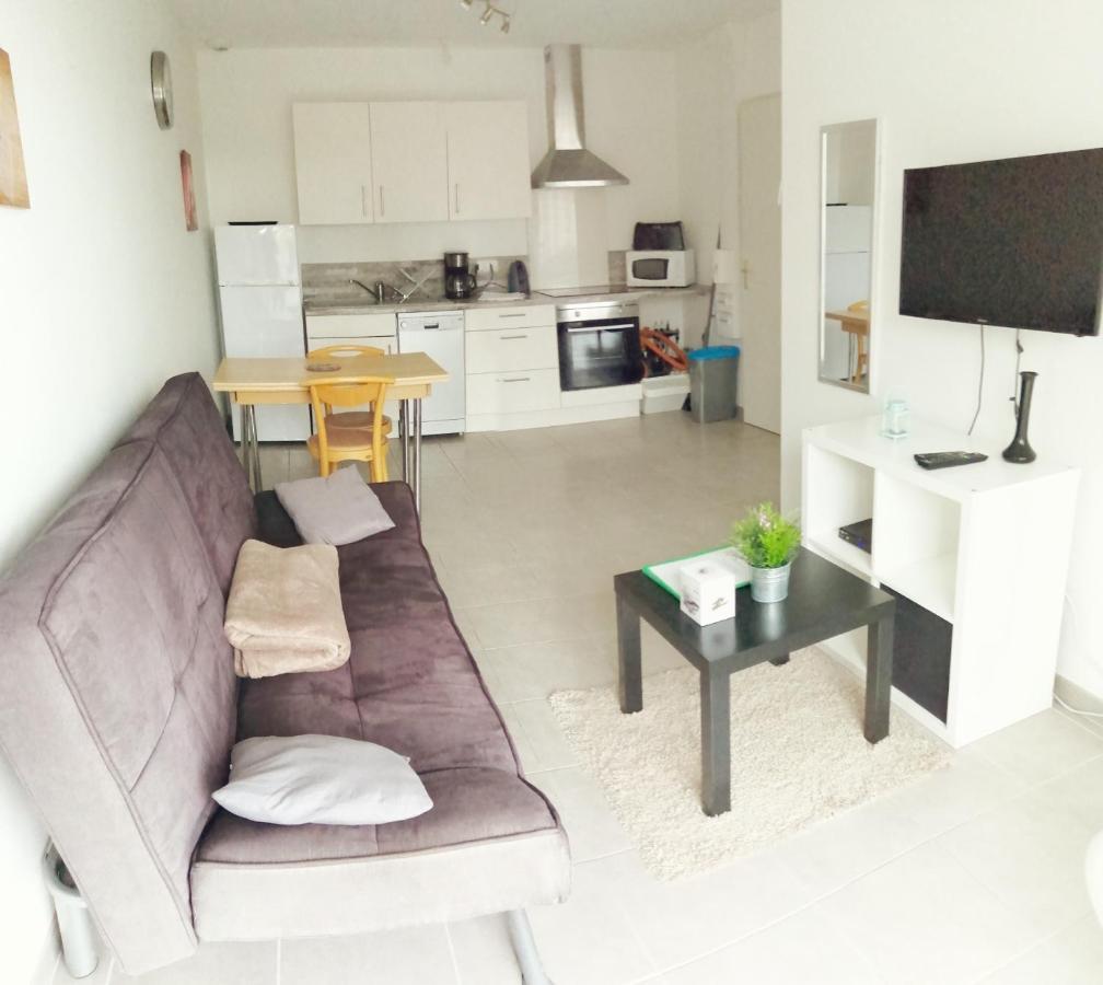Résidence Les Plus Près Jonzac Exterior foto